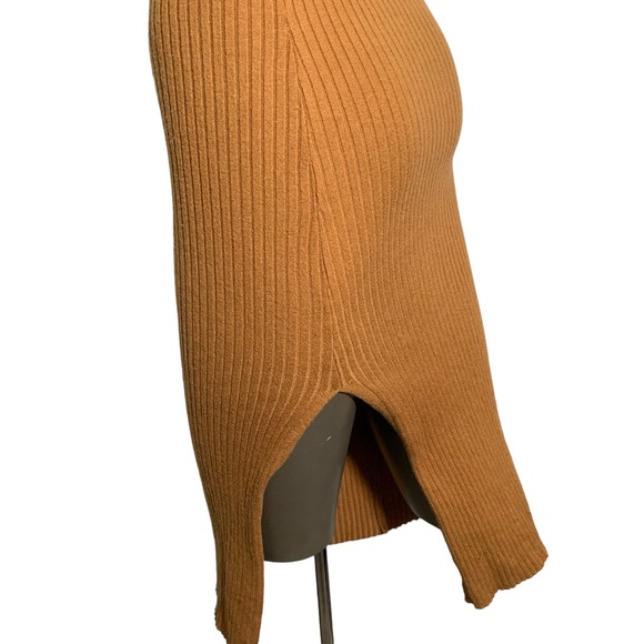 Double zero size large halter camel ribbed fitted dress side slit stretchy soft - Picture 5 of 9